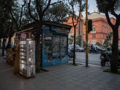 Le edicole presenti su corso Cavour (ce ne sono in tutto cinque), sono tutte storiche: aperte tra gli anni 10 e gli anni 30 del 900